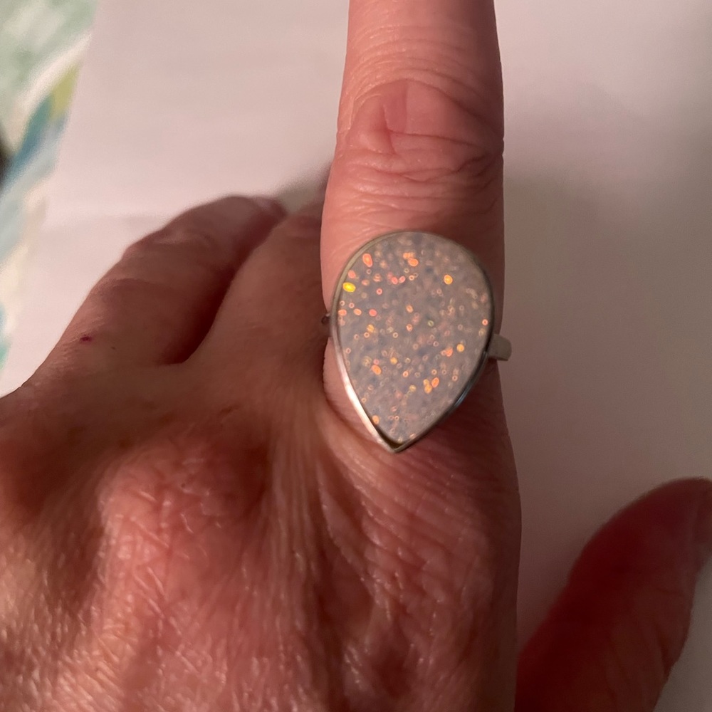Teardrop druzy quartz ring